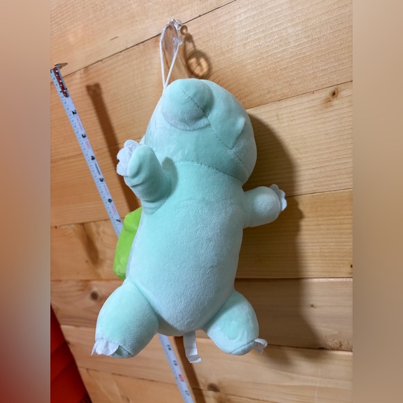 Sleeping bulbasaur Pokemon plush with suction cup - Picture 4 of 5